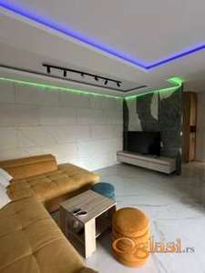 Lux neuseljavan stan EXTRA prilika